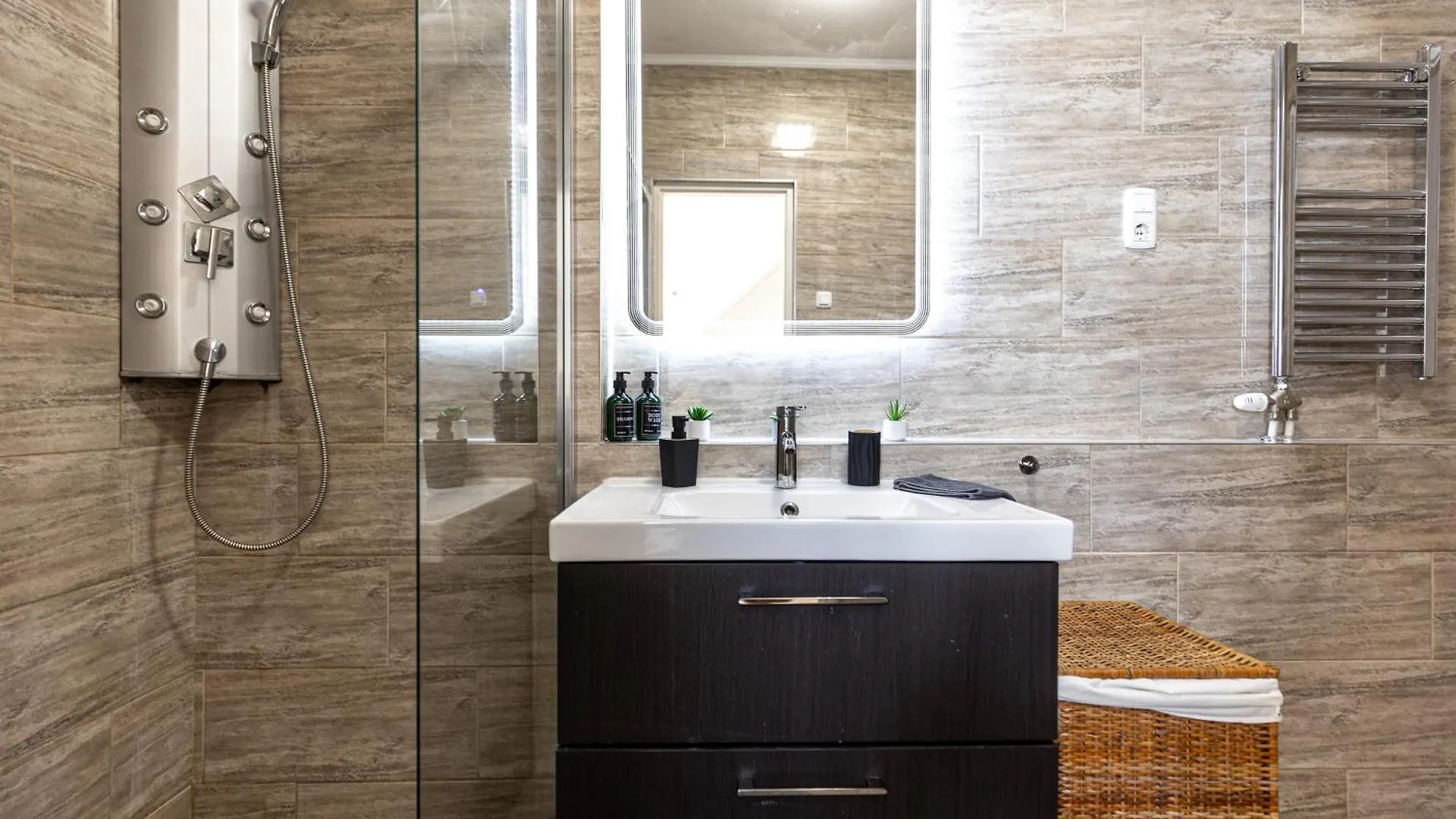 Apartment Gozsdu White Raven Residence 504 With Free Underground Parking Budapest