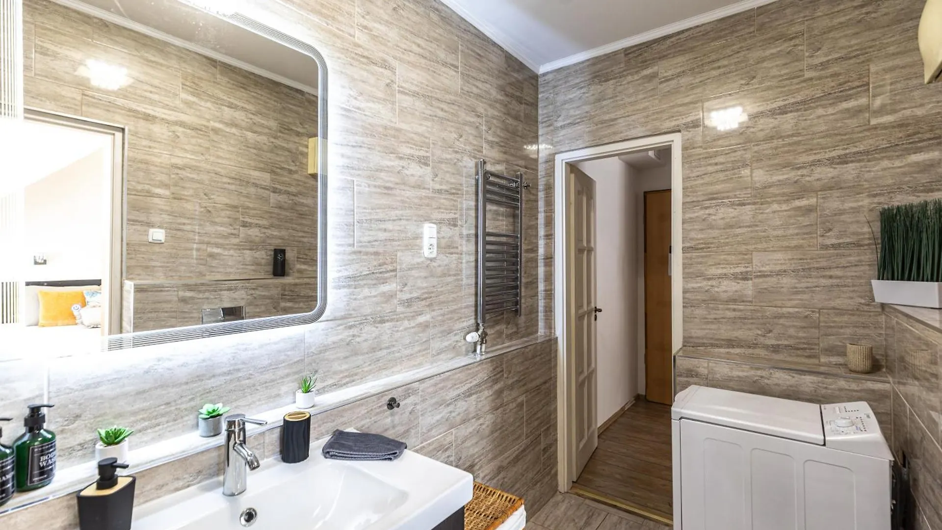 Gozsdu White Raven Residence 504 With Free Underground Parking Budapest Hungary