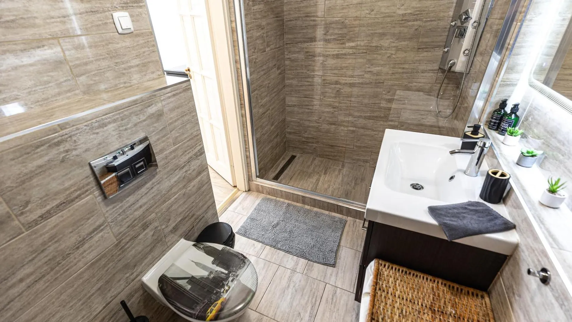 Apartment Gozsdu White Raven Residence 504 With Free Underground Parking Budapest